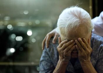 82-Year Old Woman with Dementia Changes Her Diet & Gets Back Her Memory
