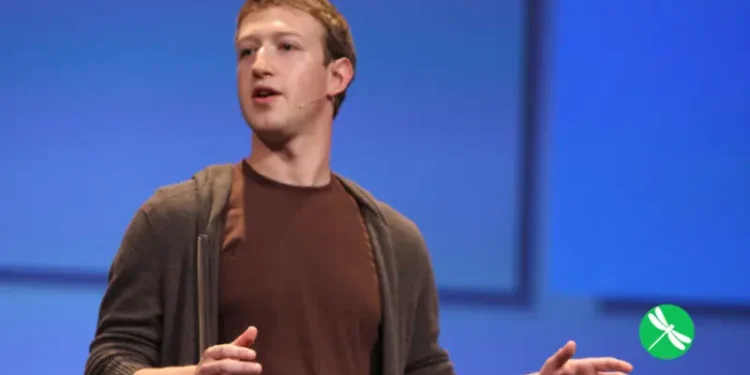 13 Things From Your Facebook You Should Delete Right Now