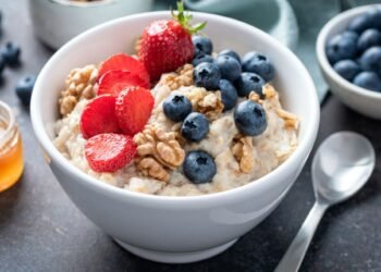 [RECIPE] Powerhouse Winter Morning Oats
