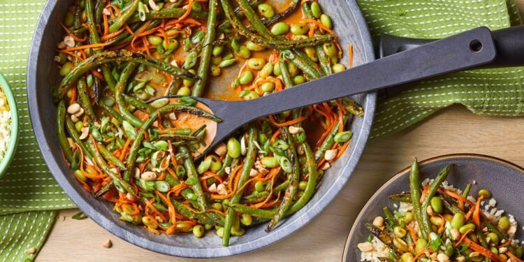 9 Delicious Dishes to Make with Fresh or Frozen Cauliflower Rice