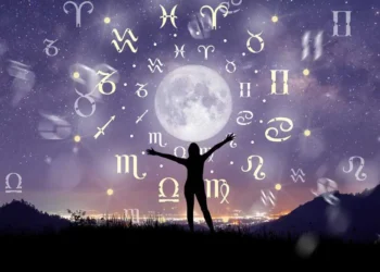 Study on Personality Has Found That Narcissism and Low Intelligence Are the Best Predictors of a Belief in Astrology