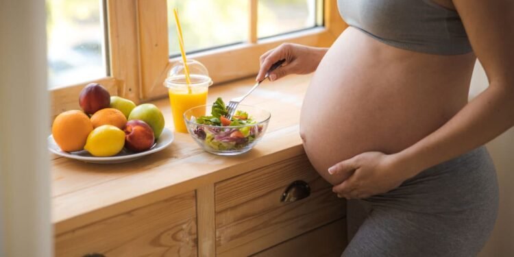 A happy, healthy pregnancy starts with optimal nutrition