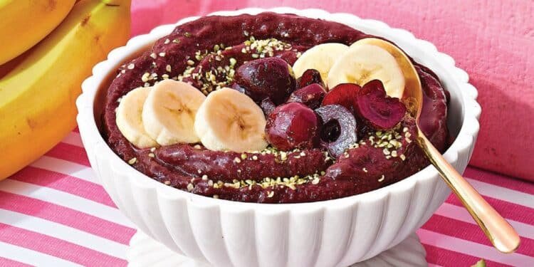 Cherry and Acai Smoothie Bowls Recipe