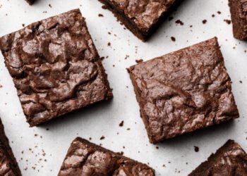 [RECIPE] Recovery Brownies | Fitness Magazine