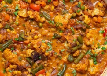 Restaurant-Style Vegetable Bhuna