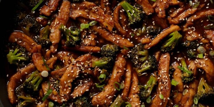 Vegan Beef with Broccoli (1 pan, 30 minutes, gluten-free, nut-free)