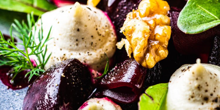 Beetroot salad with horseradish cream