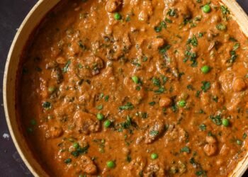 Mushroom Matar Masala (gluten-free, soy-free)