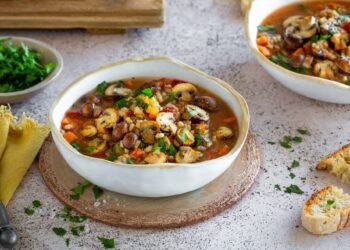 [RECIPE] Hearty Mushroom & Barley Soup