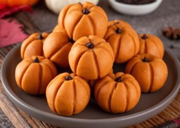 [RECIPE] No Bake Pumpkin Pie Protein Bites