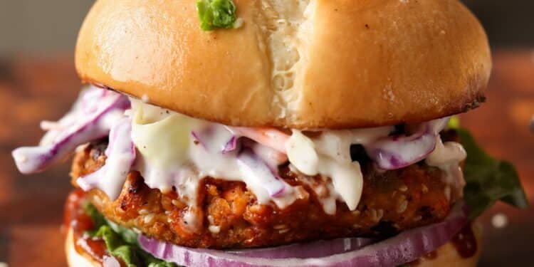 BBQ Lentil Burgers (Easy Lentil Veggie Burgers!)