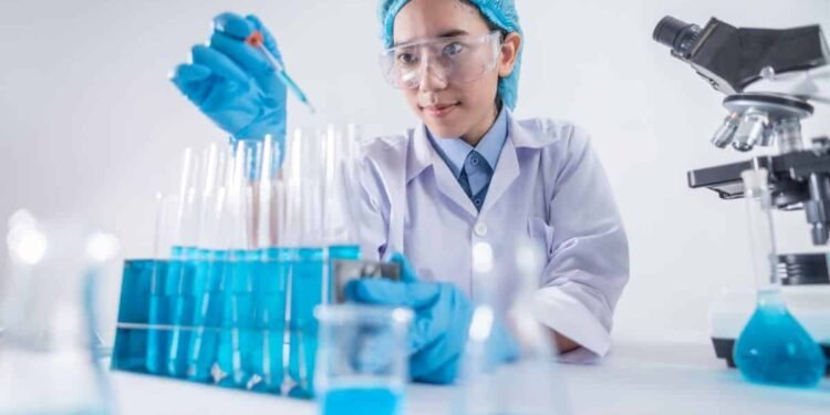 Scientists Creating ‘Cancer Vaccine’ That Could Potentially Stop the Disease ‘20 Years Early’