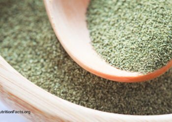 Why I Don’t Recommend Moringa Leaf Powder 