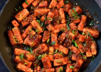 Tofu Manchurian (1-pan, 30 minutes)