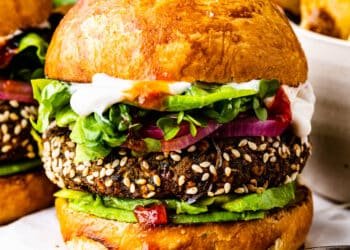Courgette burger (vegan) – Lazy Cat Kitchen