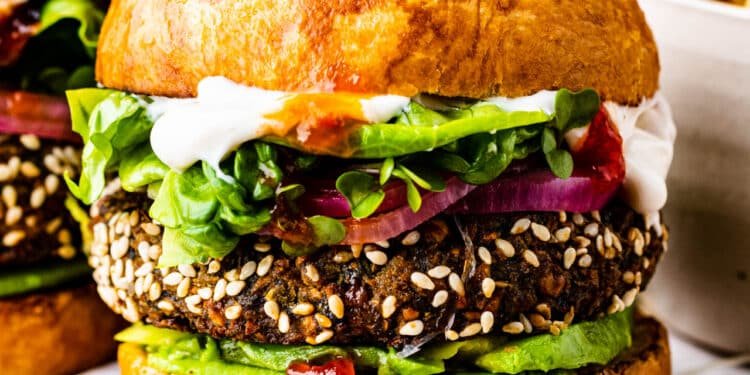 Courgette burger (vegan) – Lazy Cat Kitchen