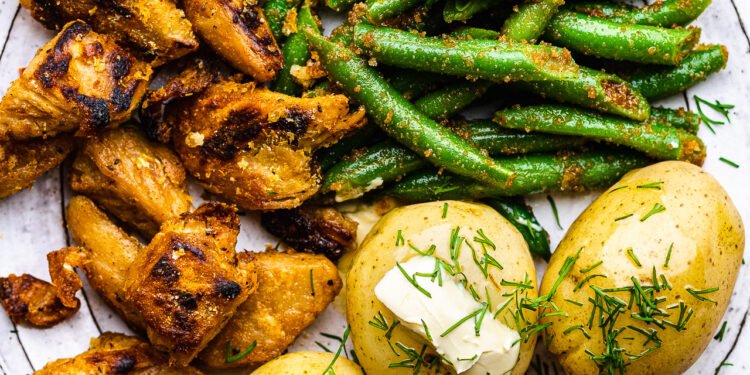 Vegan chicken dinner – Lazy Cat Kitchen