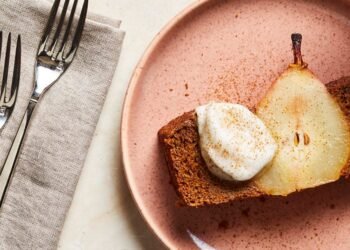 18 Delicious Pear Recipes Starring the Juicy Fall Fruit