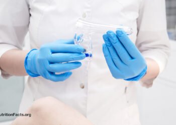 Med Students Must Stop Performing Pelvic Exams on Unconscious Women Without Their Consent 