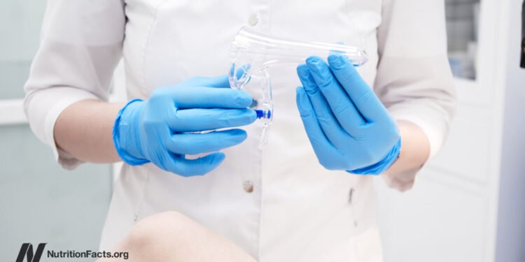 Med Students Must Stop Performing Pelvic Exams on Unconscious Women Without Their Consent 