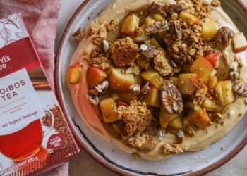 [RECIPE] Apple Rooibos Yoghurt Bowl