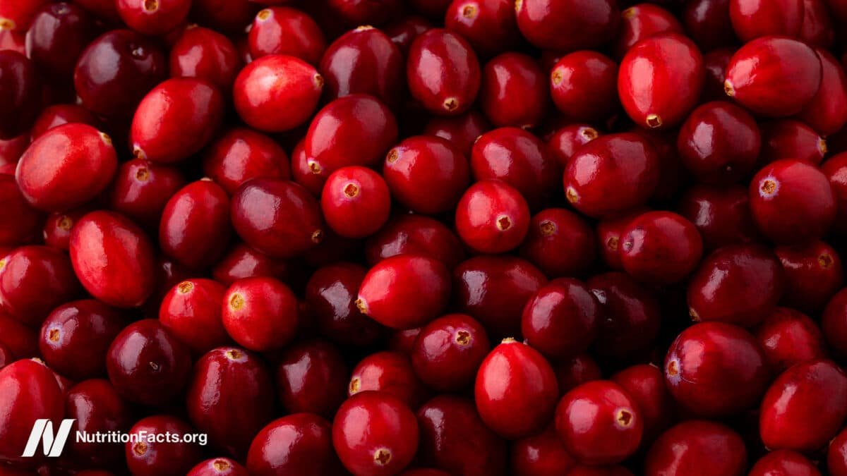 Do Cranberries and Pumpkin Seeds Help an Enlarged Prostate?