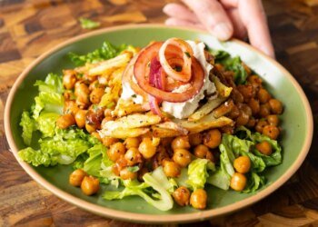 Chili Garlic Vinegar Chickpeas with Crispy Potato Strips