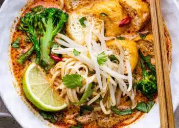 Thai red curry noodle soup