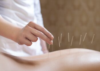 Needles, Knots and Nudges: A Guide to Alternative Therapies for Pain and Injury