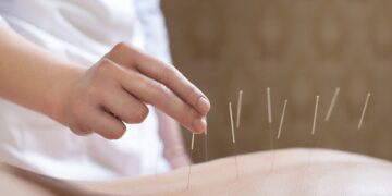 Needles, Knots and Nudges: A Guide to Alternative Therapies for Pain and Injury